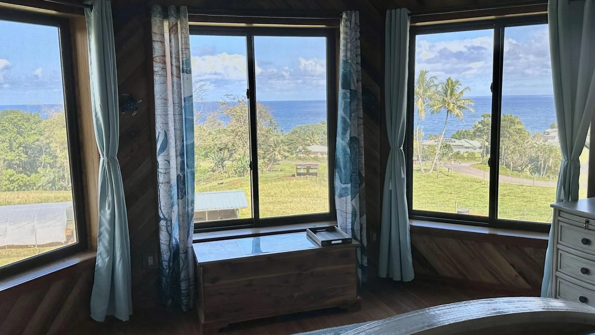 Hawaii Magic Skies Farmstay Paukaa 住宿加早餐酒店