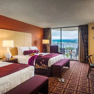 Hawaiian Hotel, Trademark Collection By Wyndham Hilo