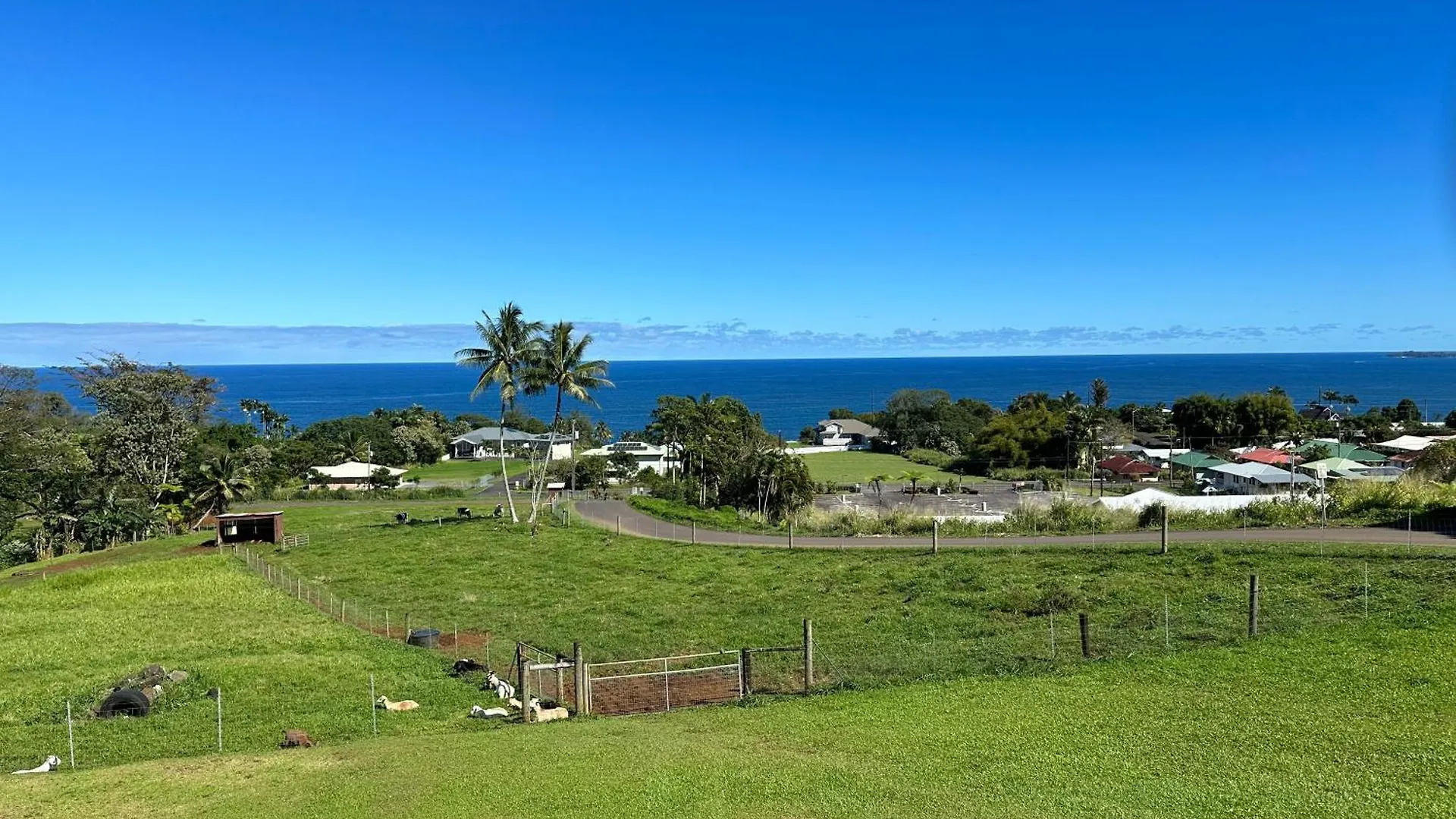 Hawaii Magic Skies Farmstay Paukaa