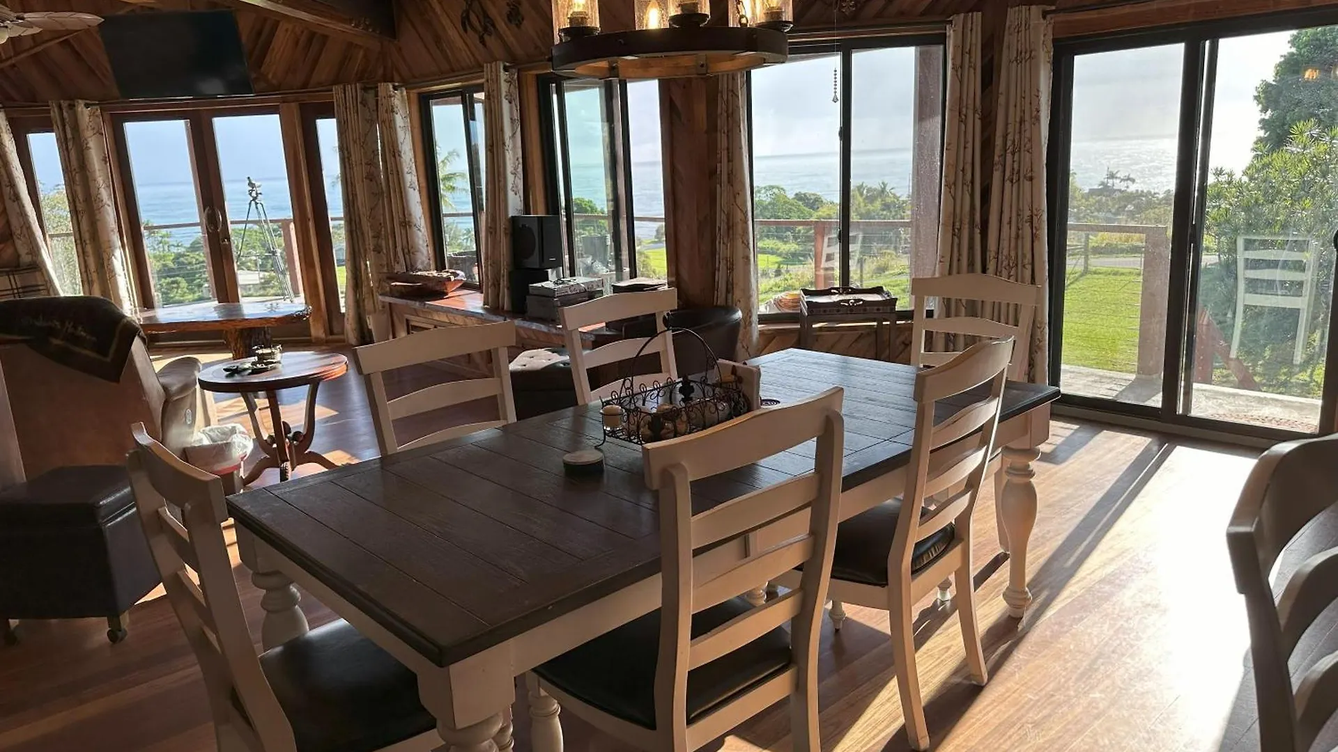 Bed & Breakfast Hawaii Magic Skies Farmstay Paukaa United States