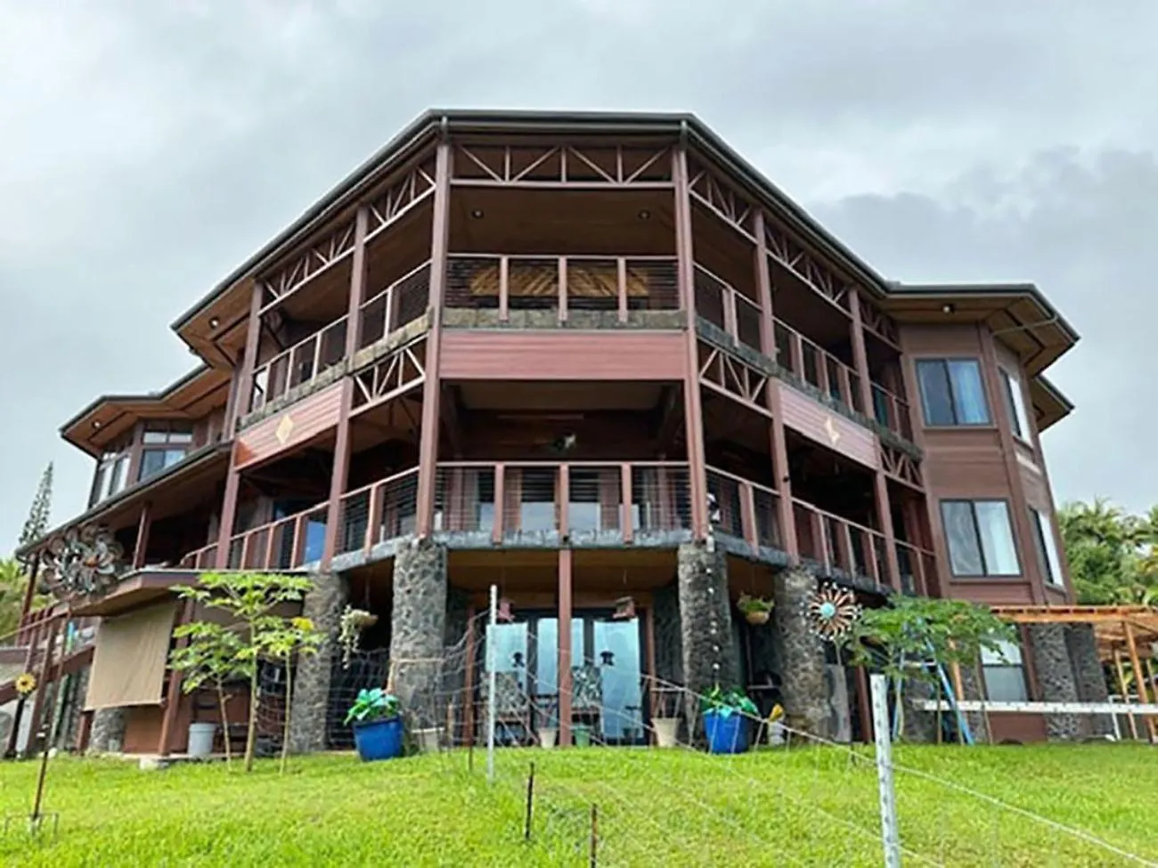 Hawaii Magic Skies Farmstay Paukaa